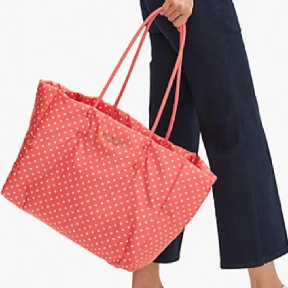 Kate Spade NWT Everything Puffy Dots Large Tote - HOST PICK! 🏆